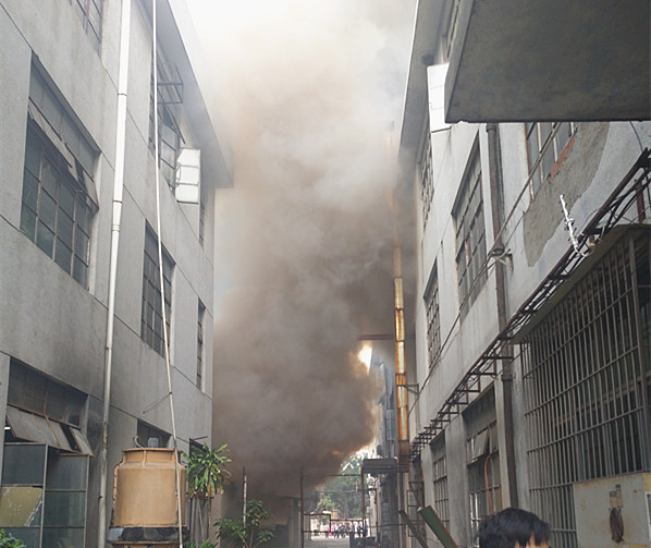 <a href='http://www.vippeijian.com/Products/shuangseguijiaoweizu.html' class='keys' title='點(diǎn)擊查看關(guān)于硅橡膠制品廠的相關(guān)信息' target='_blank'>硅橡膠制品廠</a>